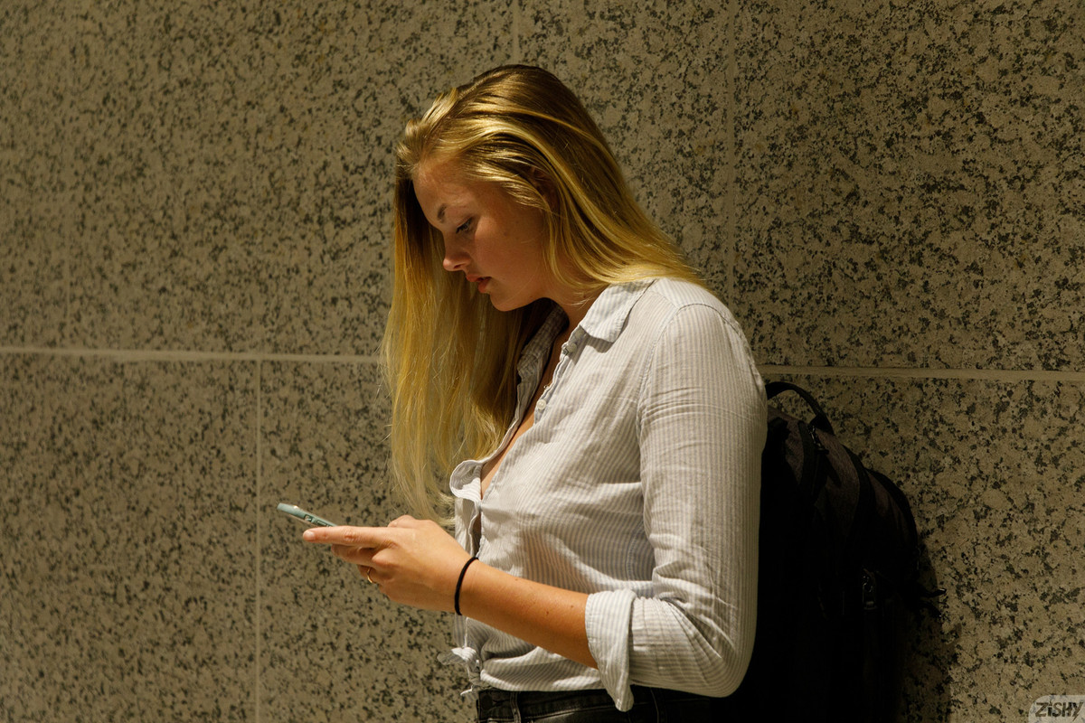 full_010_15212015279754