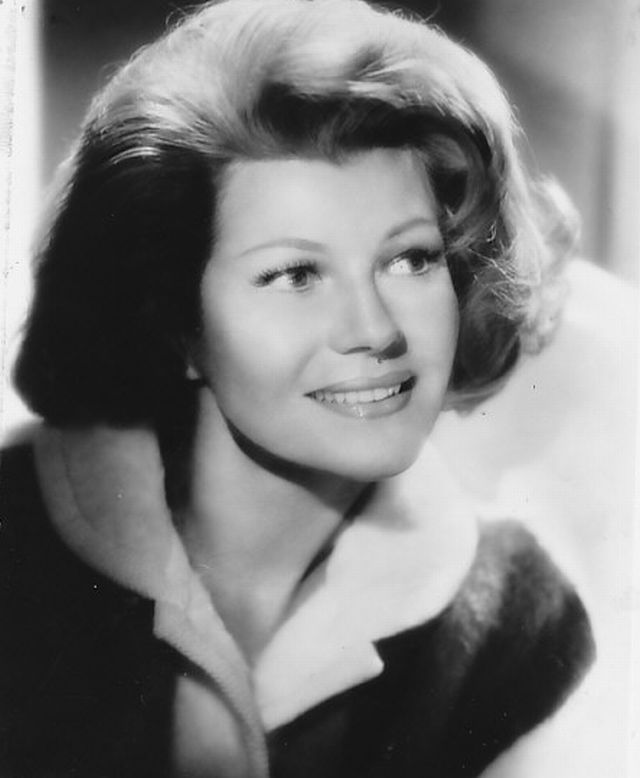rita_hayworth_g71