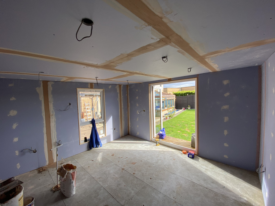 0D5FB962-B7C0-4DD5-B3F4-510A07726D73