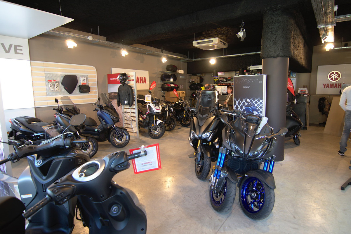 acromoto et Vmax Le Club R-DSC7611