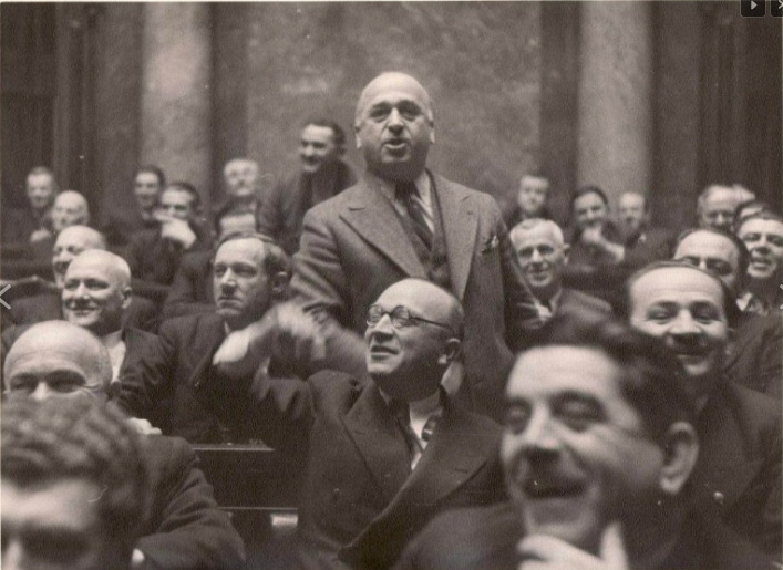 Lale_Zuber_Skupstina.jpg
