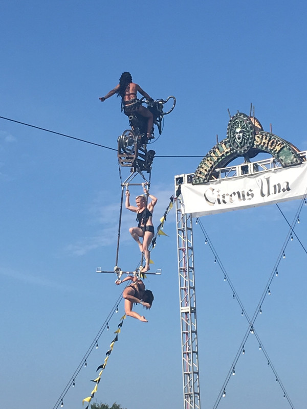 2259C022-25DB-4F96-B3BF-F9E55992853D