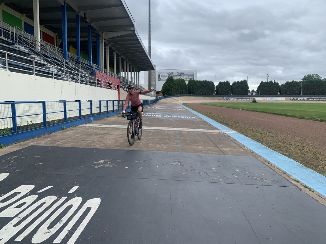 DF7B27E6-637D-467A-9529-4B12A2B9AAC6