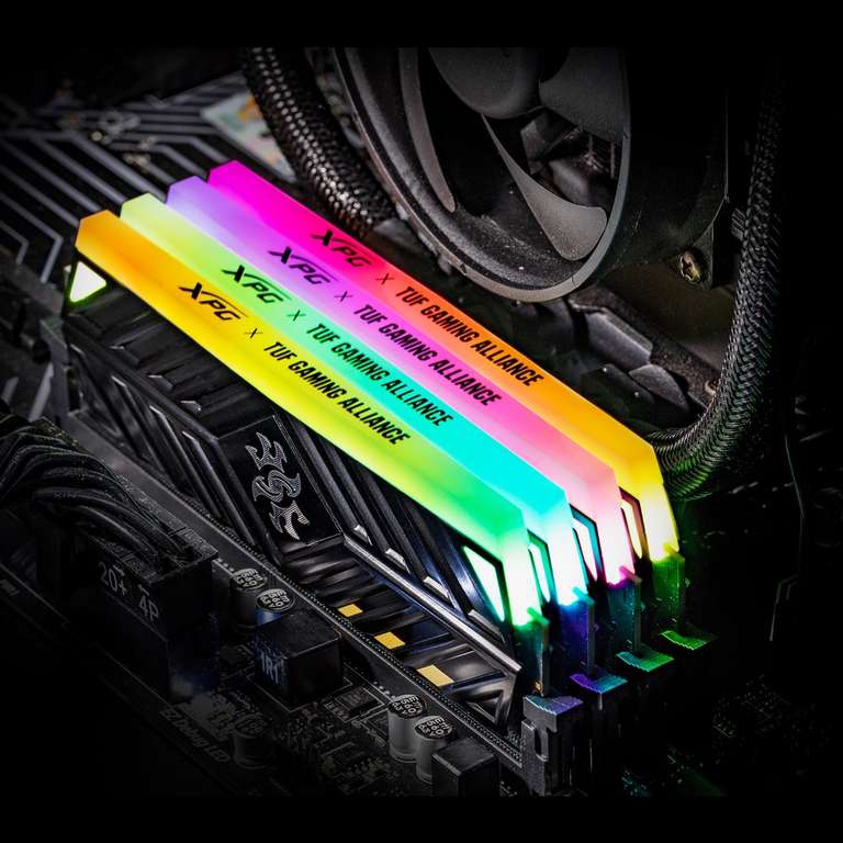 Cyberpuerta: Memorias Ram RGB 8GB, 3200MHz por Menos de $599 
