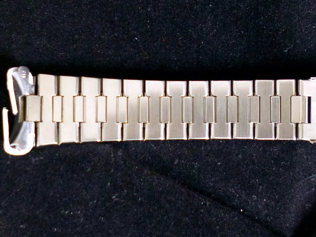 Cheap Online Wholesale Twotone Stainless Steel 9 mm Watch Bracelet PC3198_K0028999 main image 1