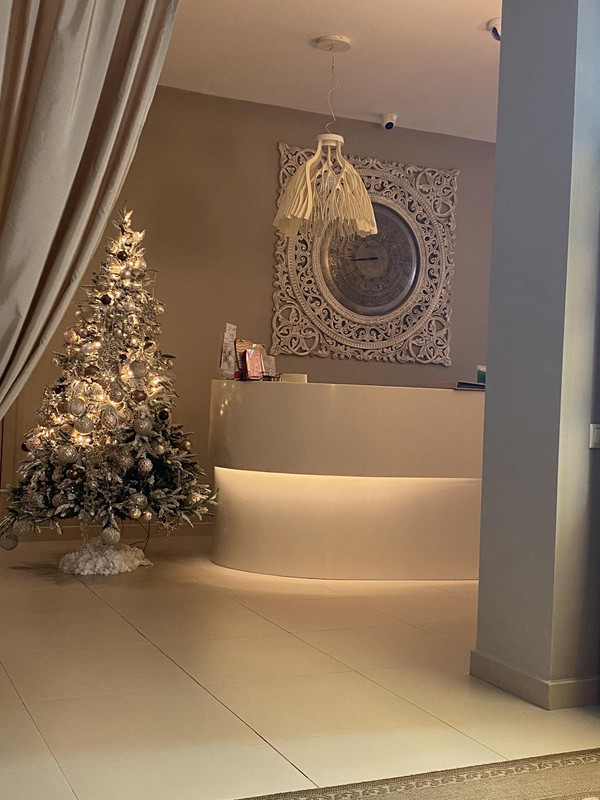 AECC9B3B-5682-4EF9-97B2-708A4A872659