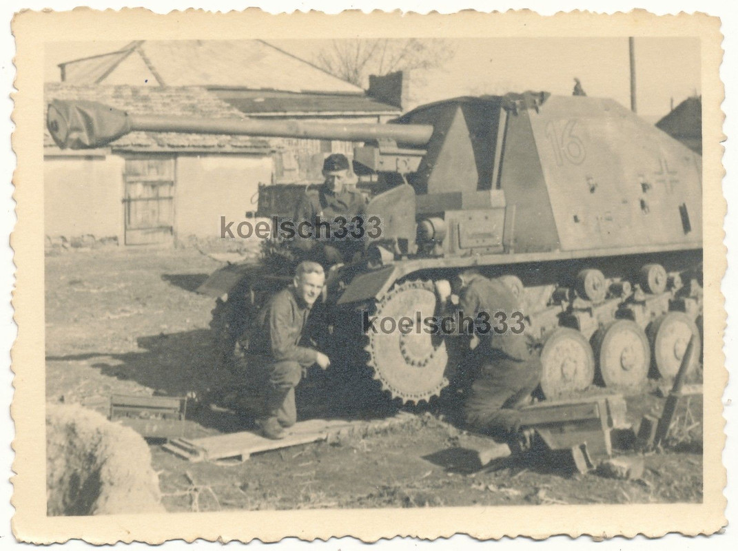 Foto 19. Panzer Div. - Marder II Panzerjäger Sd.