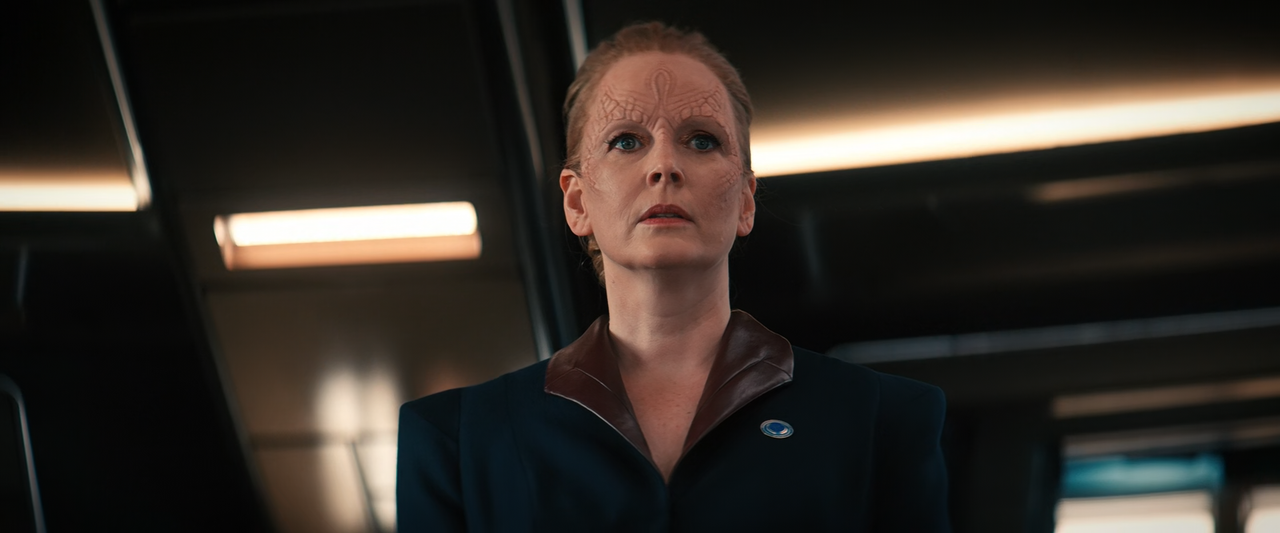 Star.Trek.Discovery.S04E01.Kobayashi.Maru.1080p.10bit.AMZN.WEB-DL.DDP5.1.HEVC-Vyndros.mkv_snapshot_2