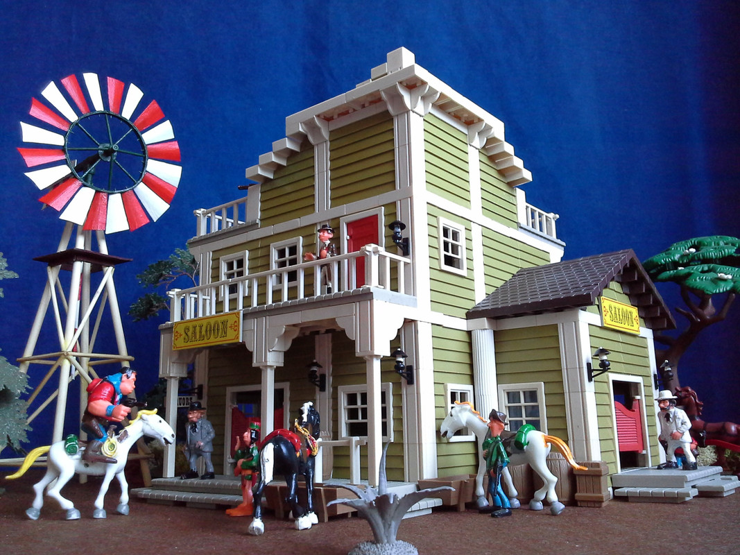 NEW SALOON - 01