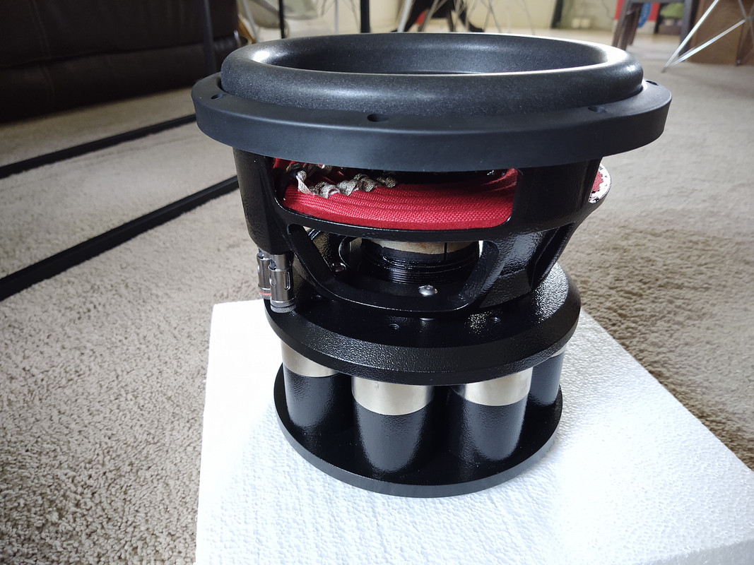 hutchinson subwoofers