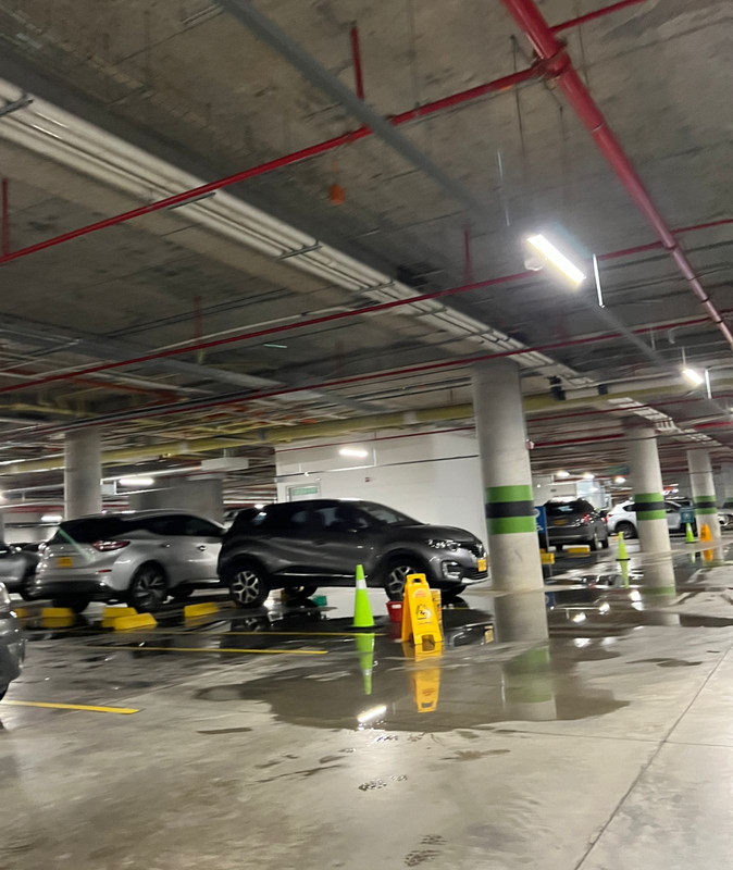 09E9006F-F092-4A94-AF0E-8715D1E60165