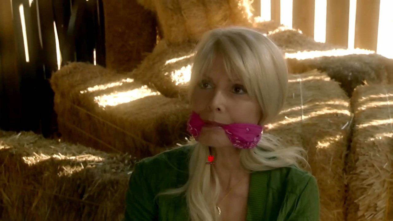 Agnes-Nicole Winter 11 - The Gold & The Beautiful 2009