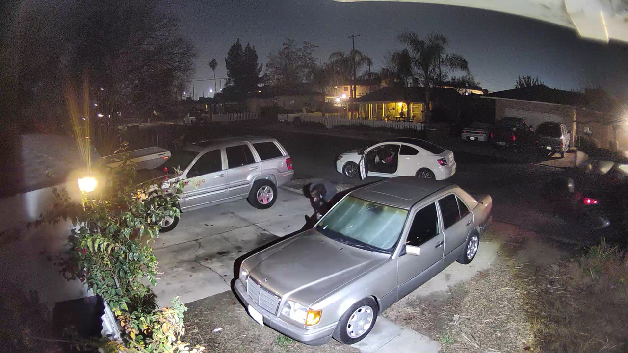 B34BC6EF-63D2-4DEC-9F0E-7AE304979A6B