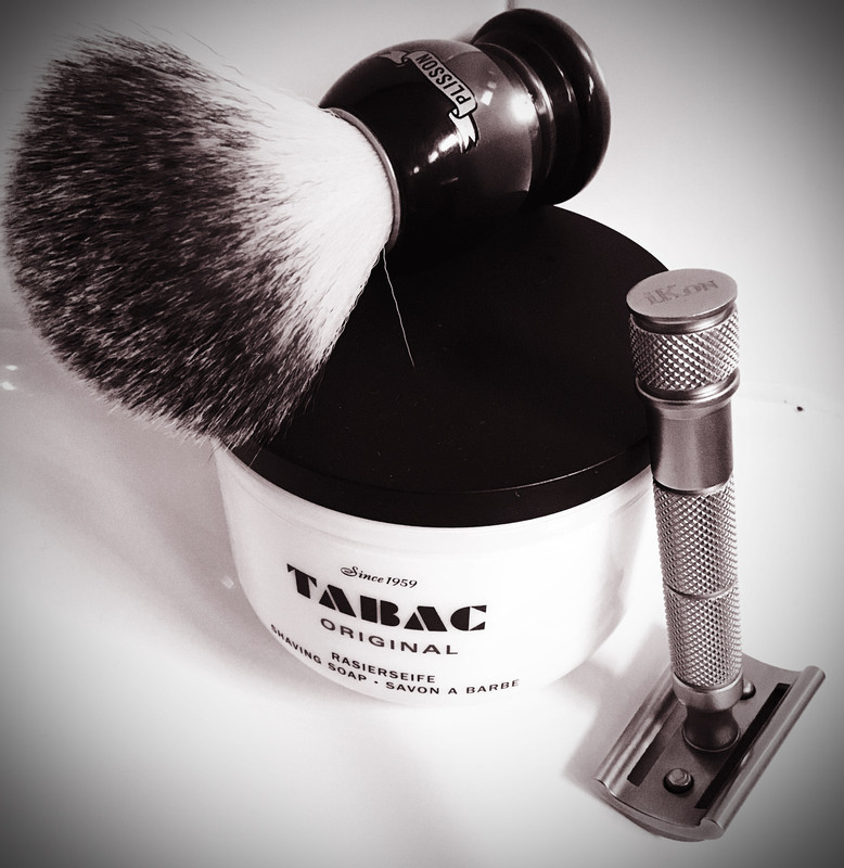 EAE0E279-50E9-4DD7-AB45-57C2E9DD3CD4