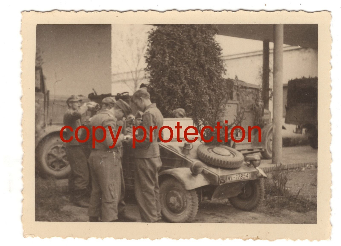 Fotos VW 82 Kübelwagen 1944 in Italien bei Rom R