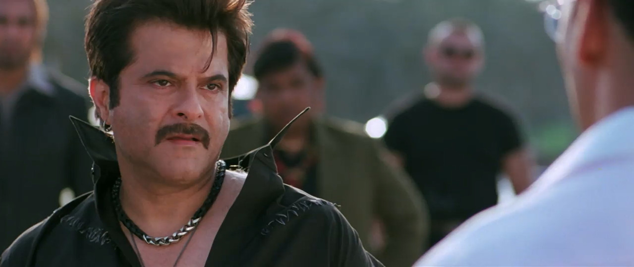 Welcome 2007 WebRip [Hindi] 480p 720p ESub Screenshot