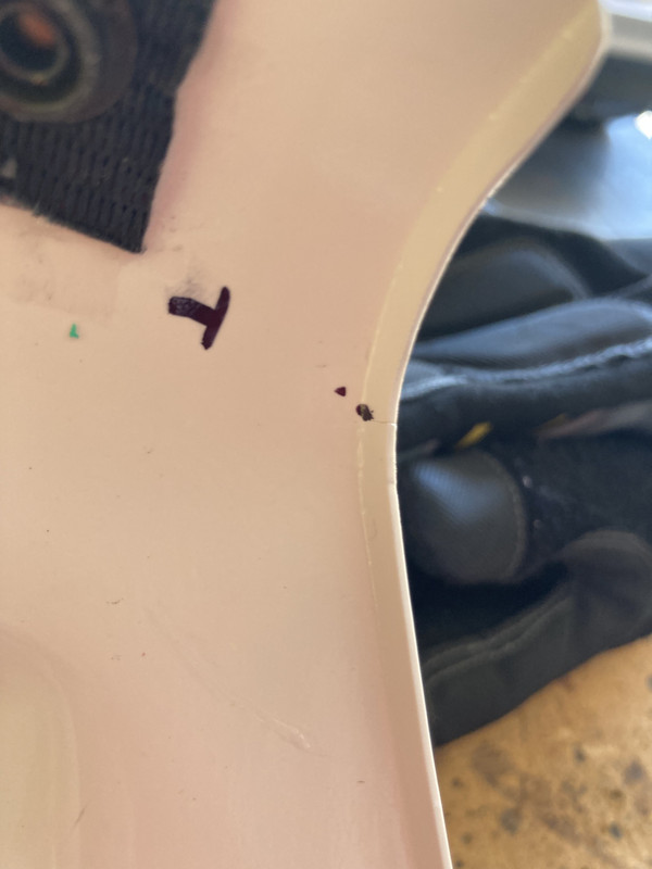 Rear-Upper-Armour-Crack-02.jpg