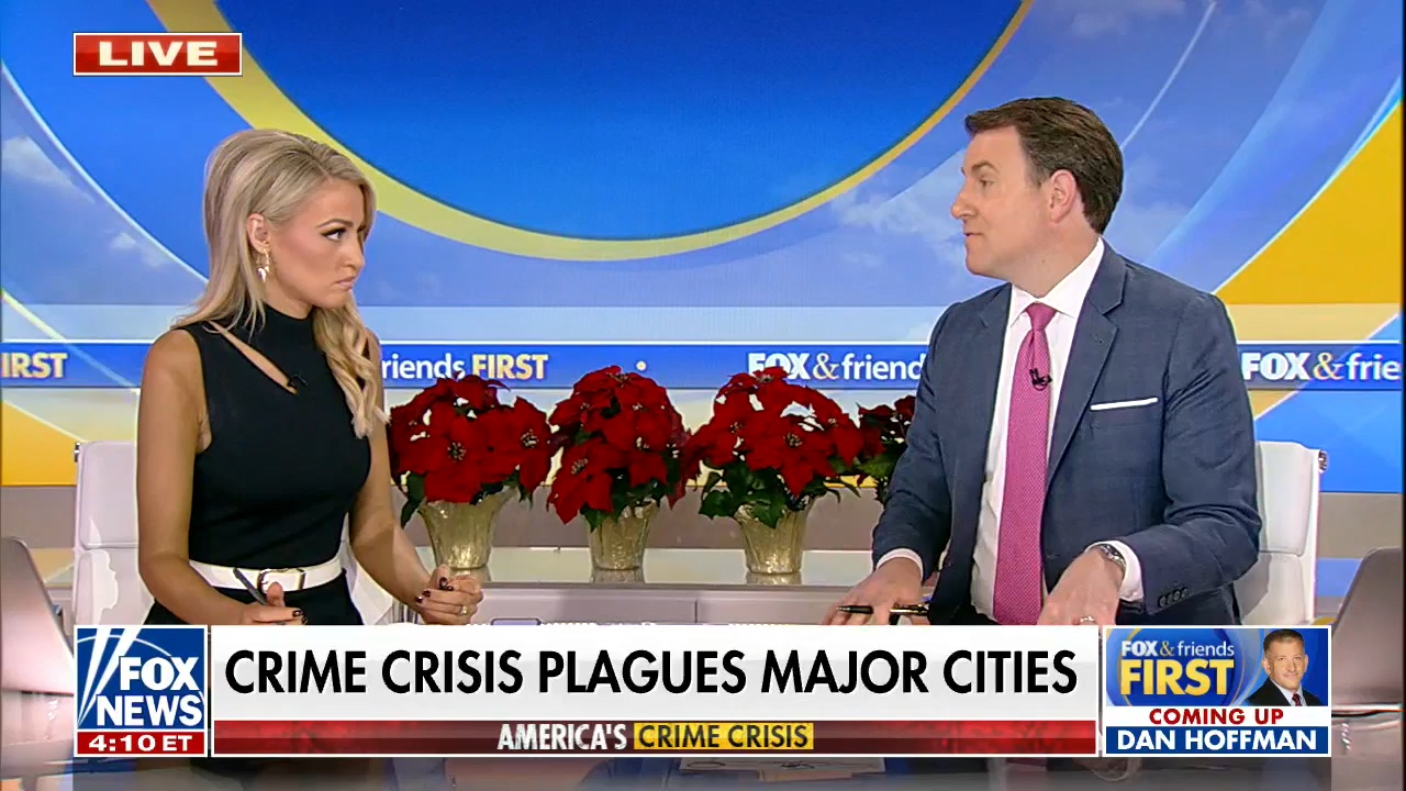 12.08 - 09.00.00 - Fox and Friends First. A precursor to Fox News's m....ts_snapshot_00.15.32.248