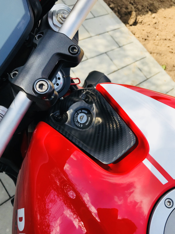 693A92B9-A082-4077-8245-A6BF6639BD60