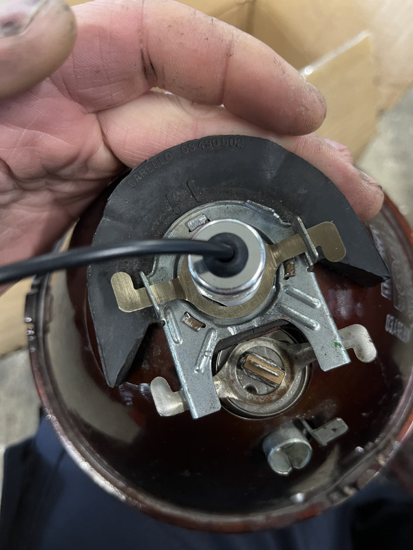 0032AA18-4BA6-47C9-9619-90209C2DFF88