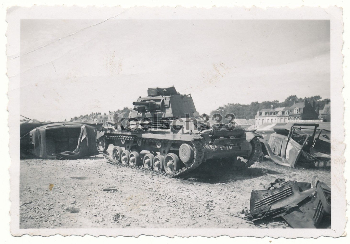 Foto De Panne - Dünkirchen englischer Cruiser Ta