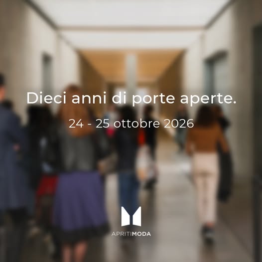ApritiModa 2026, dieci anni di porte aperte ApritiModa 2026, decima edizione il 24 e 25 ottobre dedicata ai luoghi del Made in Italy