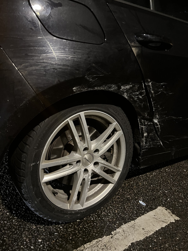 EEBF9321-8987-4572-888B-9A95F379BD76