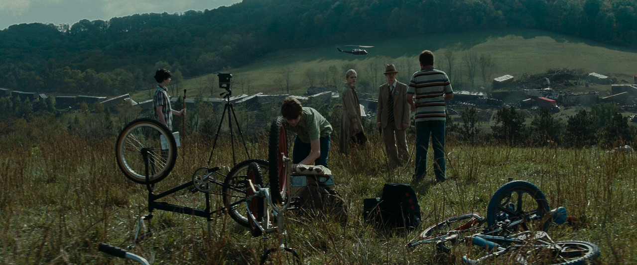 Super 8 2011 UHD Blu Ray 2160p DV HDR mkv snapshot 00 31 34 768
