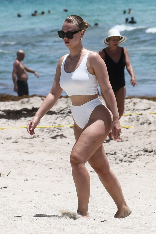 Bianca-Elouise-Cassidy-Jordan-Sexy-The-Fappening-Blog-com-6-1024x1