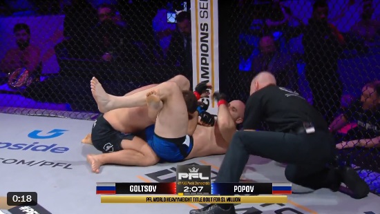 Денис Голцов приспа Олег Попов и спечели турнира в тежка категория на PFL