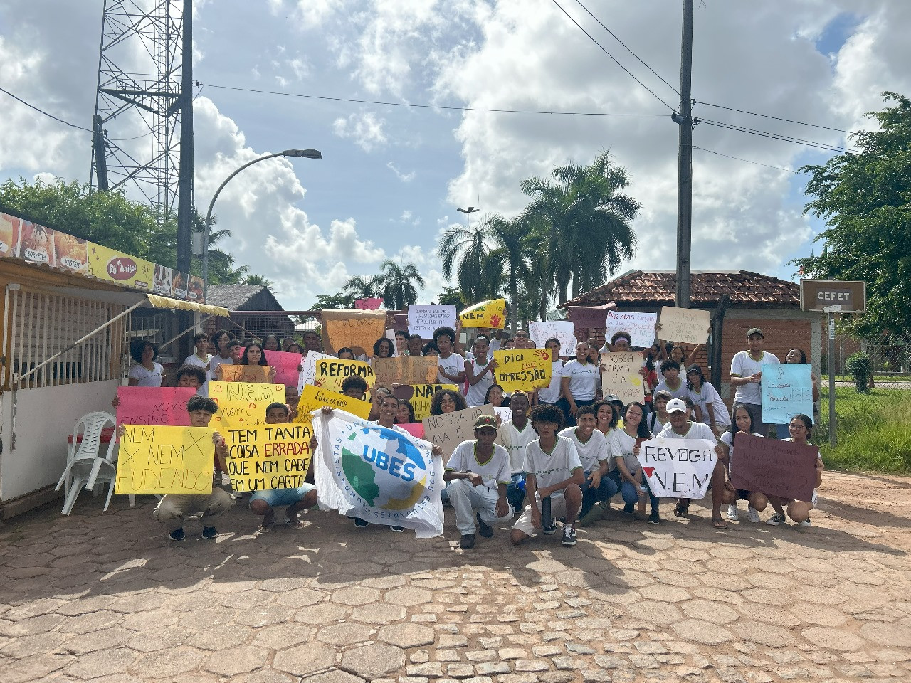 Manifestação nas ruas
