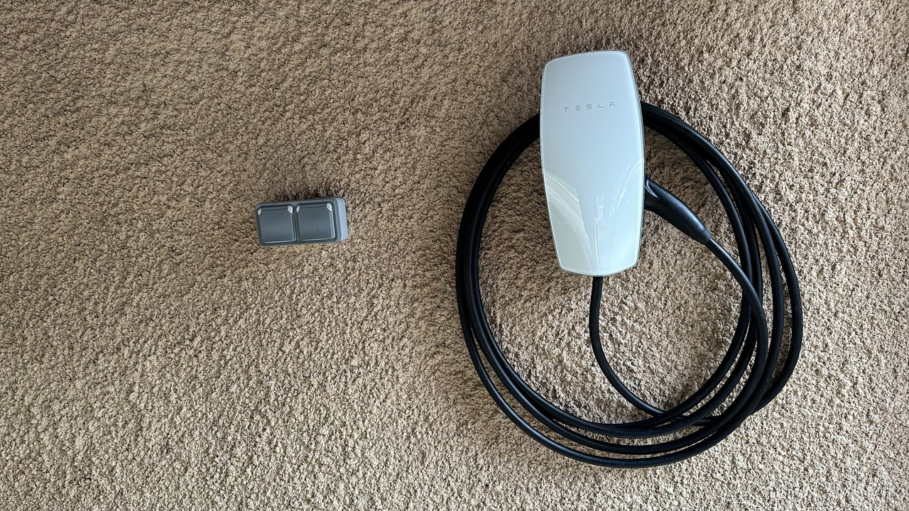 8D7E6E00-2E2B-46E3-A2D9-0470EFC53009