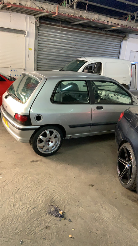 97EF1749-BA29-46E2-94D4-9C85E82C1B37