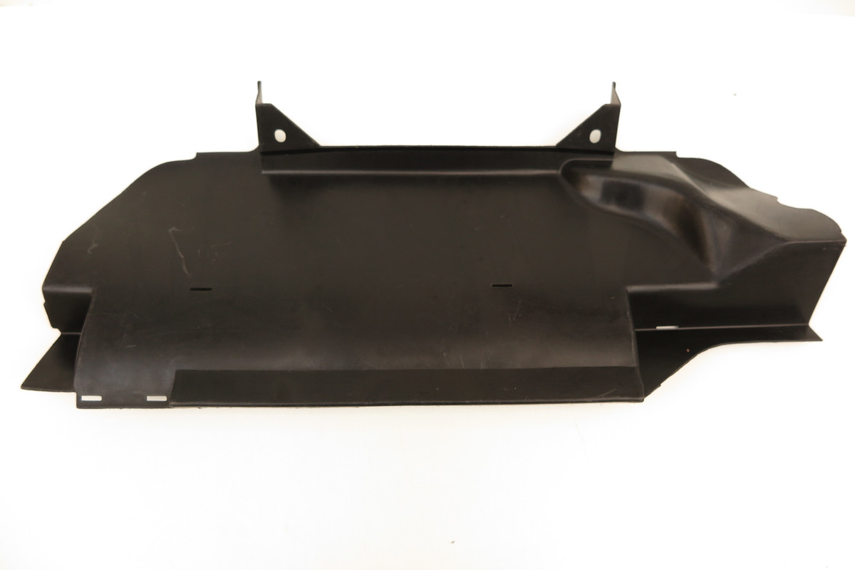 2019_08_04_e34 Cover 51711944515 (1)