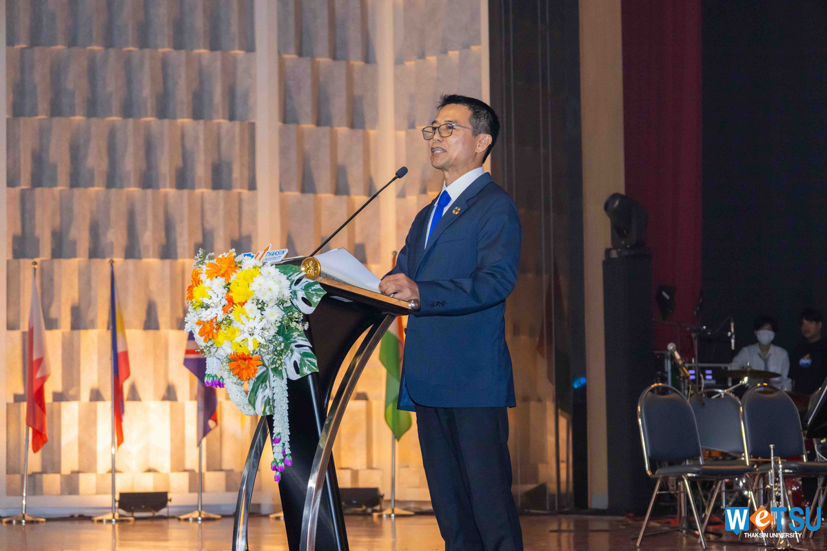 รองศาสตราจารย์ ดร.ณฐพงศ์ จิตรนิรัตน์