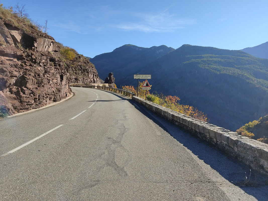 Les gorges du Daluis depuis la mer IMG-20211119-123740