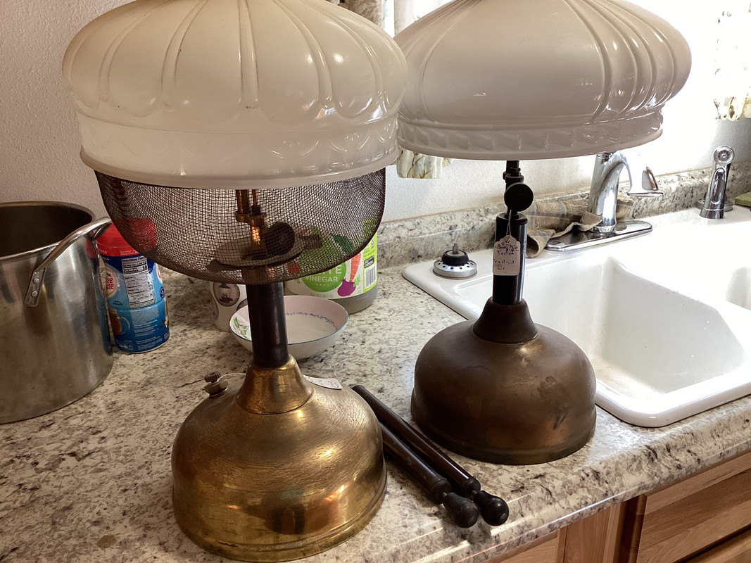 67B813FF-25D5-45AB-9D83-9F2798EC040D