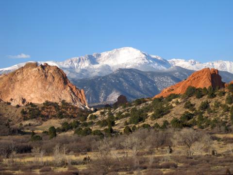 Pikes-Peak.jpg