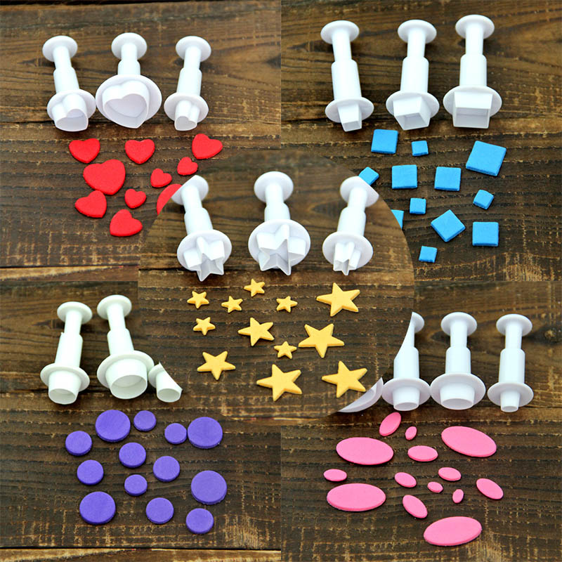 Set 15 Moldes con expulsor para fondant tortas estrellas corazon