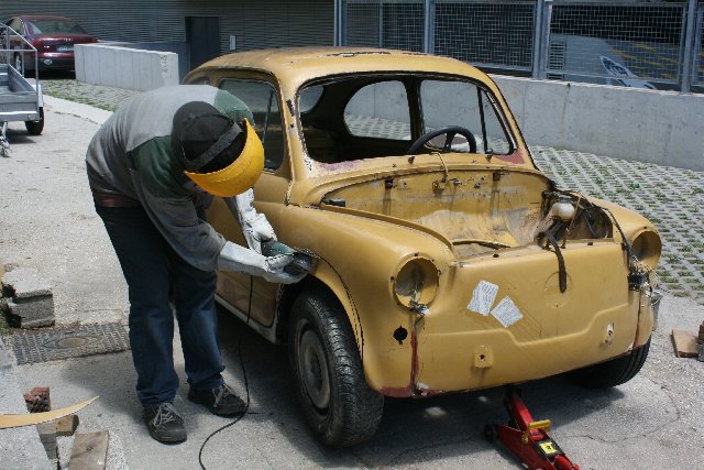 zastava 750 82 god. 017
