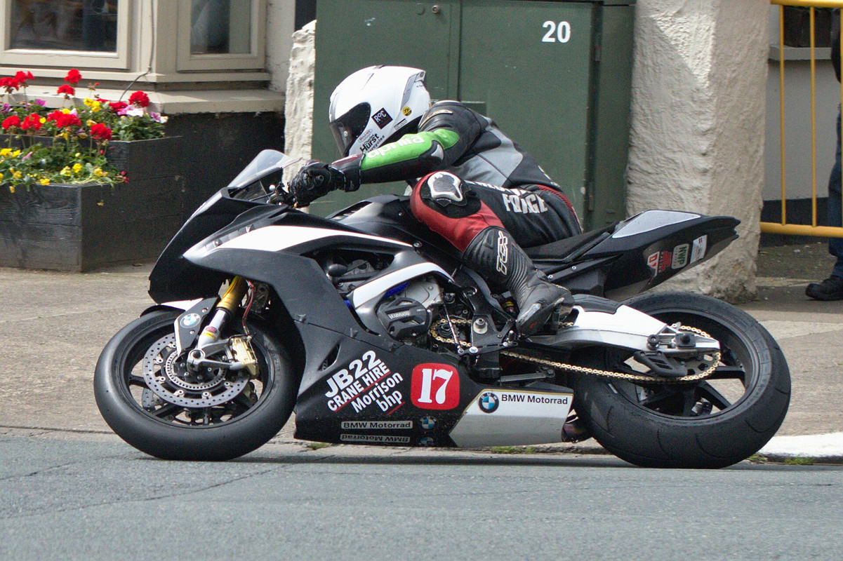 Vmax Tour 2019 au TT à l'île de Man R-DSC9987