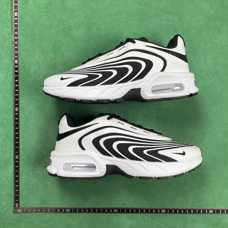 Nike Air Max Fire
