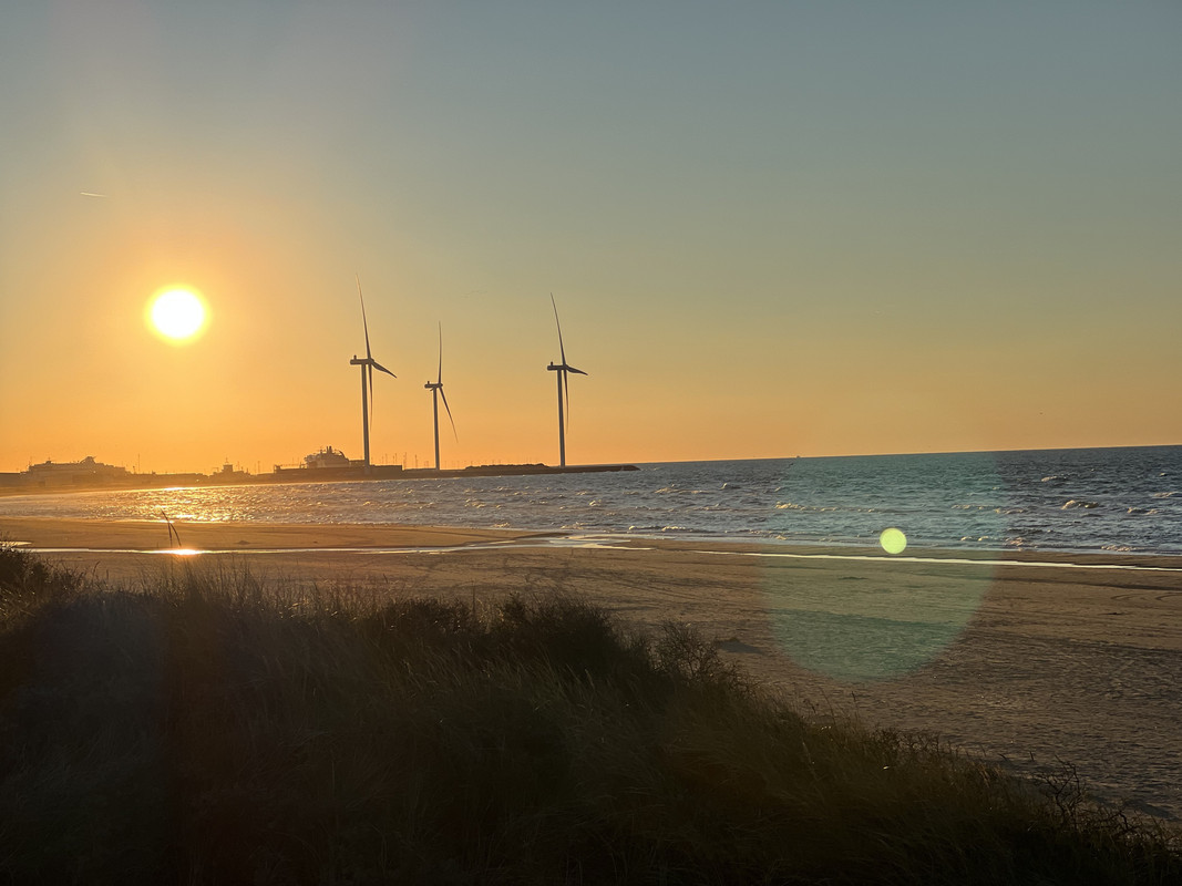 DE85F929-0AB9-482F-B2A2-499BA32E57B5