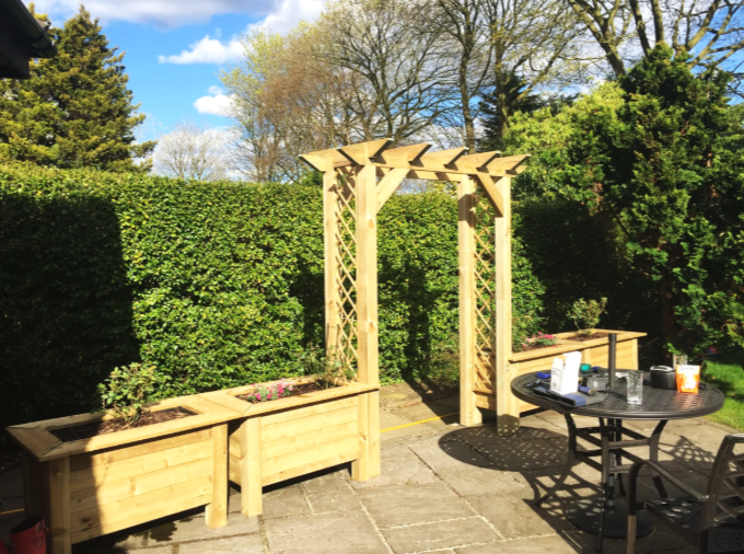 Pergola & Planters