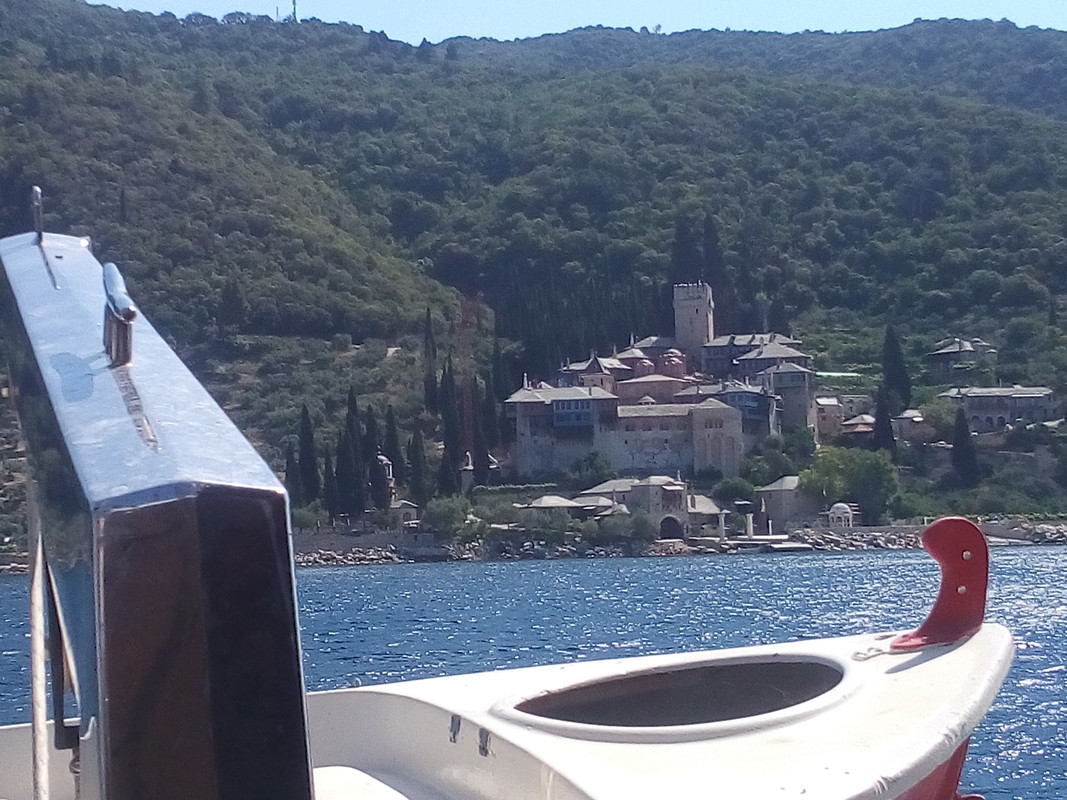 Μονή Διρραχειου