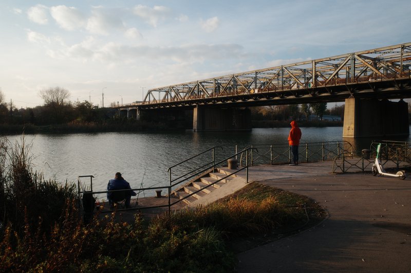 image of a cyclist