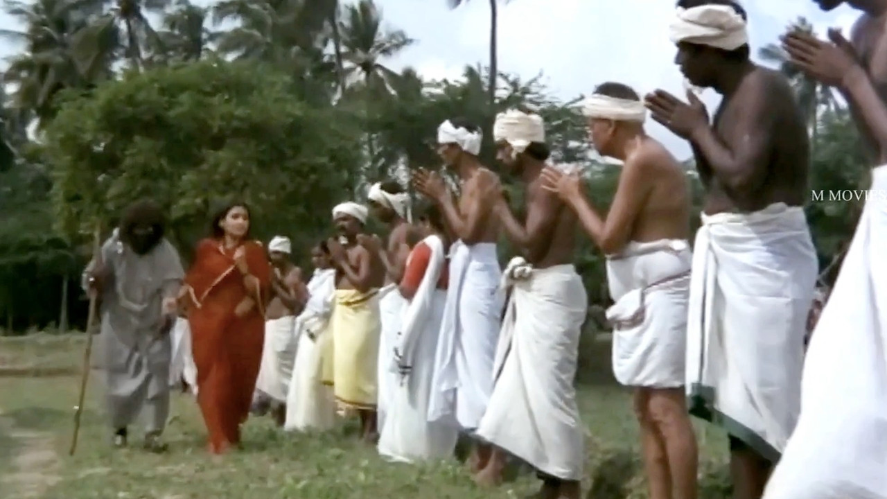 Jayabharathi Sexy Sizzling Deep Navel and boob scenes from Nagamadathu mp4 snapshot 00 07 463