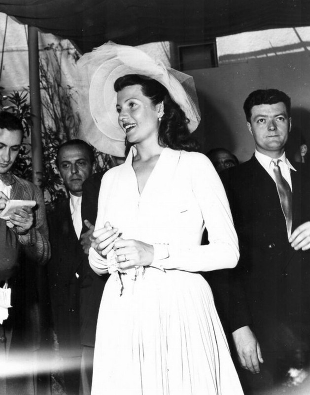 rita_hayworth_g14