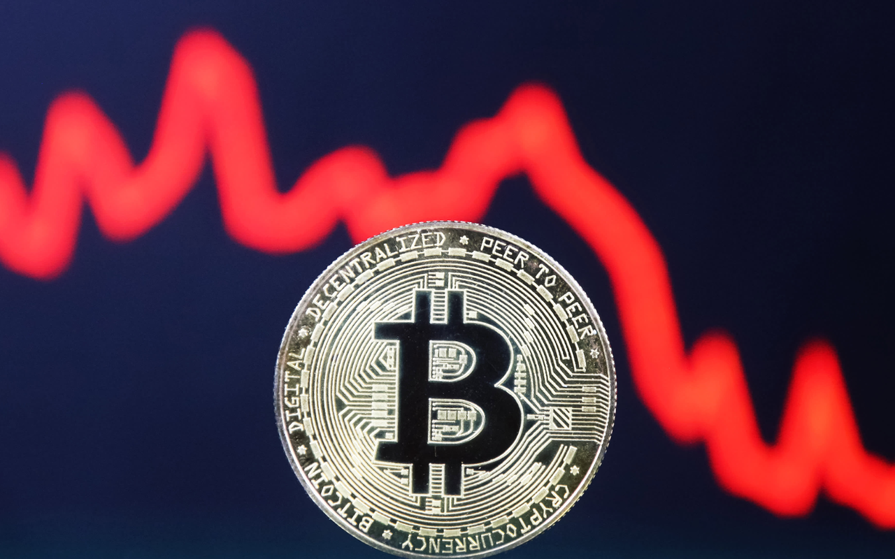 guide Биткойн идет по лезвию бритвы? Летний ступор отразится на судьбе крипторынка?