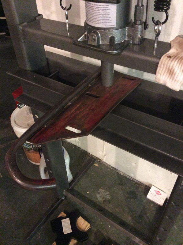 E8786D99-CD10-4AFC-BE46-E4178654FB92